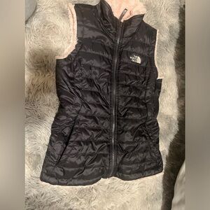 north face reversible vest